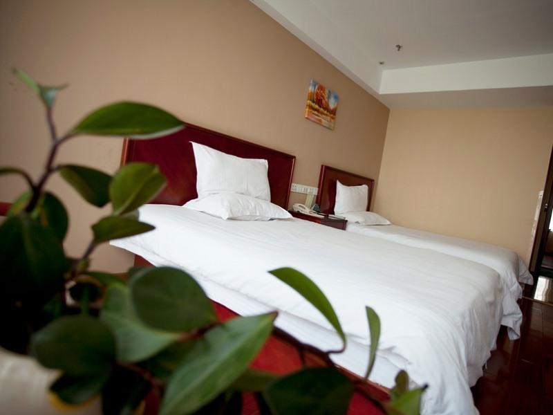 Greentree Inn Shandong Rizhao East Haiqu Road Business Hotel Dış mekan fotoğraf